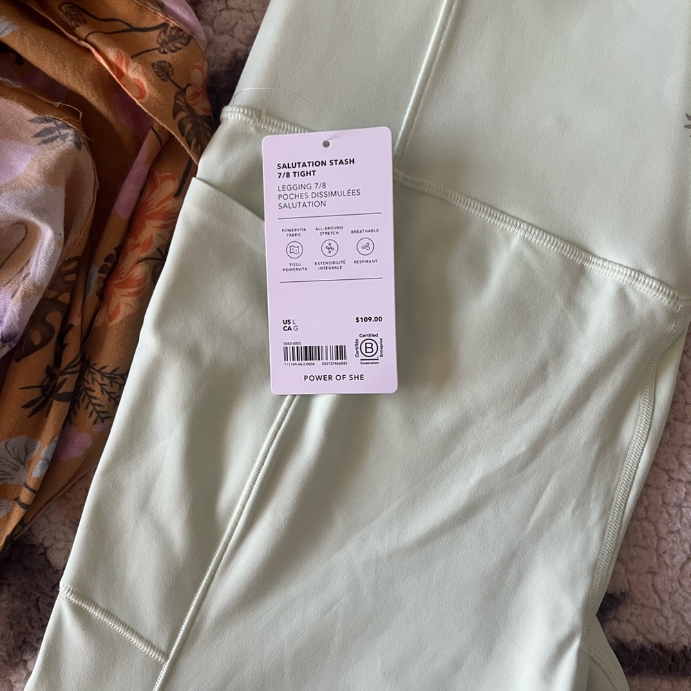 Athleta Salutation Stash 7/8 legging in honeydew L - Picture 8 of 8